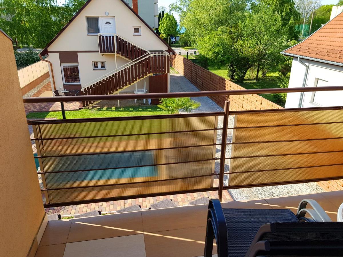 Napsugar Villa B Шиофок Экстерьер фото
