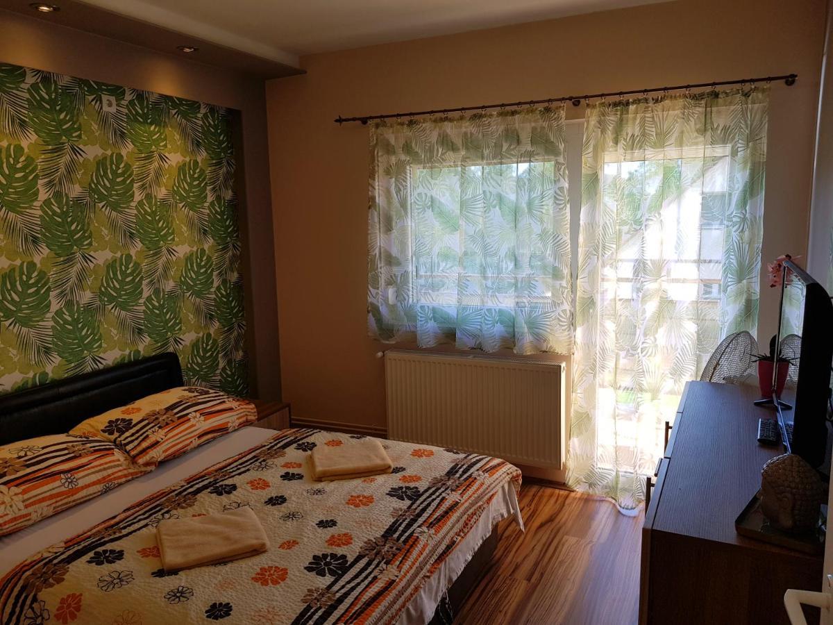 Napsugar Villa B Шиофок Экстерьер фото